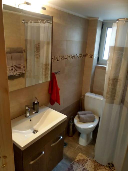 Nice& Cozy Flat 1Min From The Heart Of Athens.Wifi Esterno foto